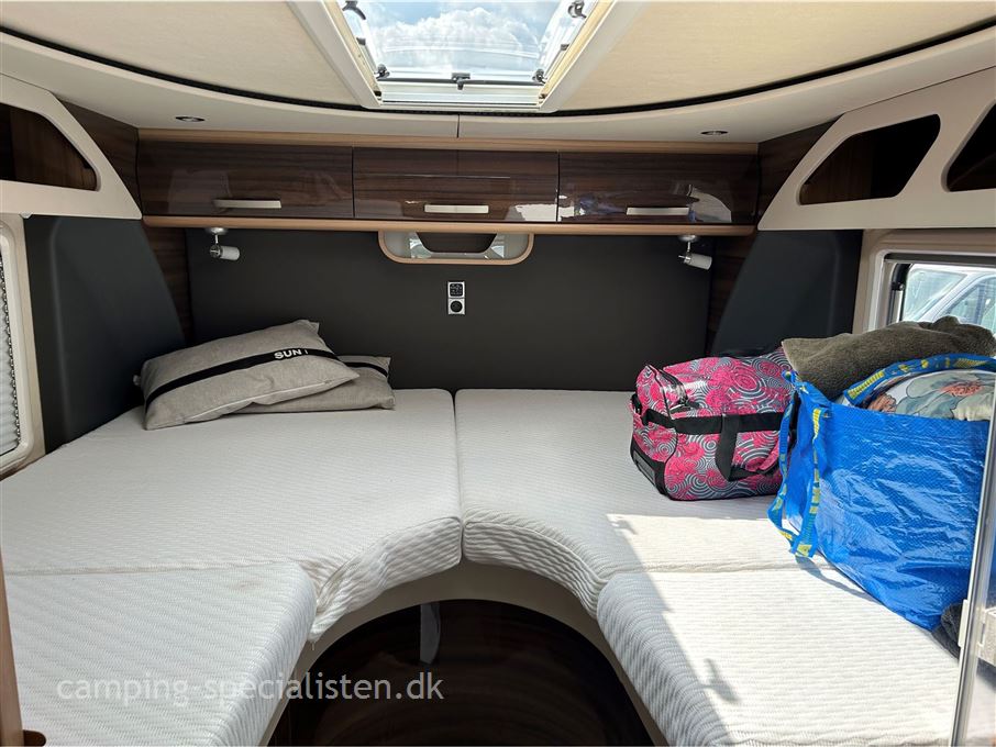 Knaus Sun I 700 LEG